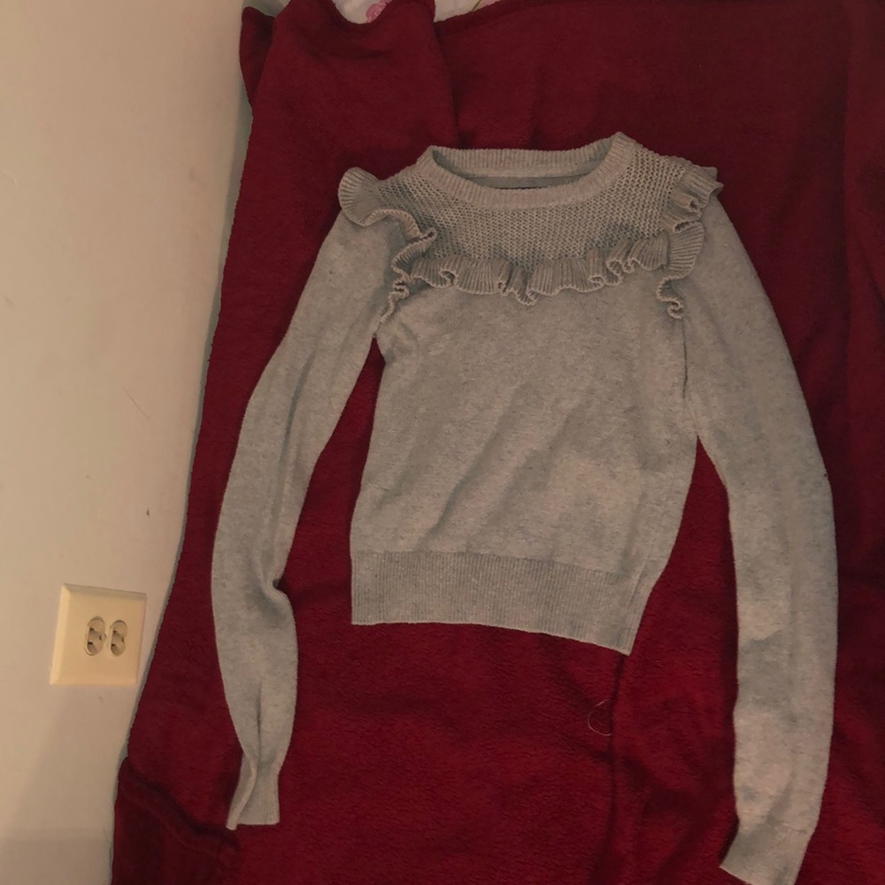 Grey Aeropostale sweater
